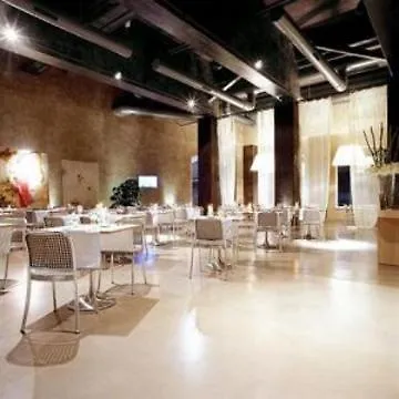 סיניסלו באלסמו Cosmo Hotel Palace