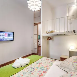 Appartement Elegant Behind The Colosseum
