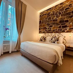 lina-suites-rooms.hotelitalianriviera.com/
